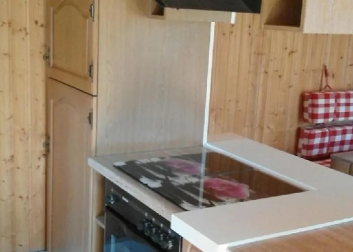 Bergnest Bungalow 度假居 *